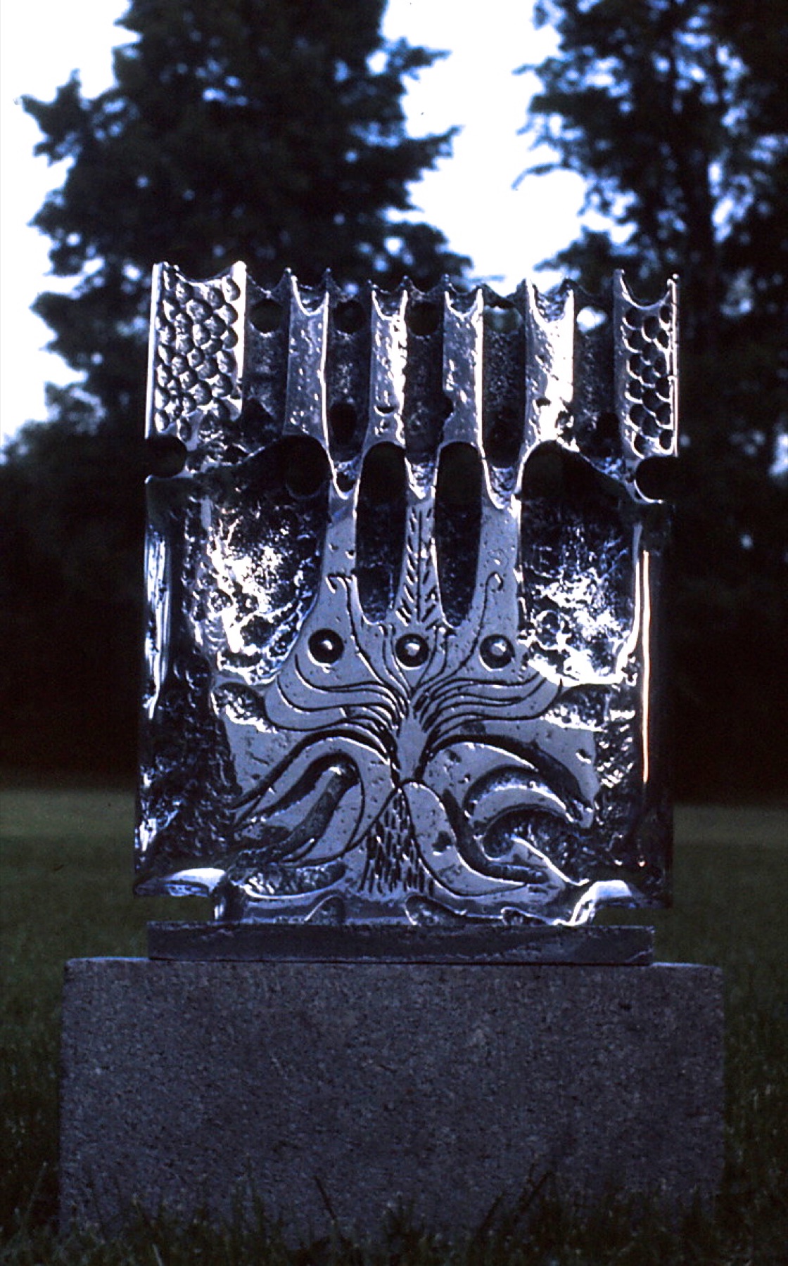 Sculpture ajourée en aluminium de Jordi Bonet